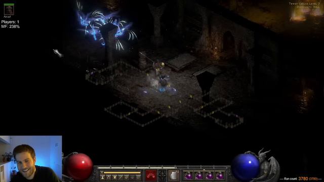 WE'RE SO CLOSE!!! Cubing Countess Runes to Ber - Diablo 2 Resurrected смотреть онлайн