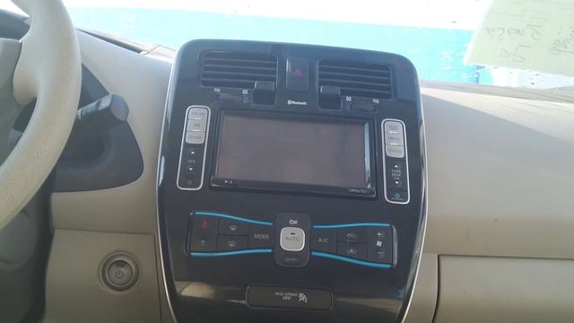 Почистил ошибки в Nissan Leaf. Опять разряд-заряд. Доснял тонировку. смотреть онлайн