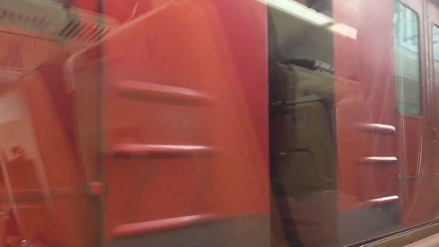 Отправление с Ярославского вокзала, на фирменном поезде №102Я, сообщением: Москва - Ярославль. смотреть онлайн