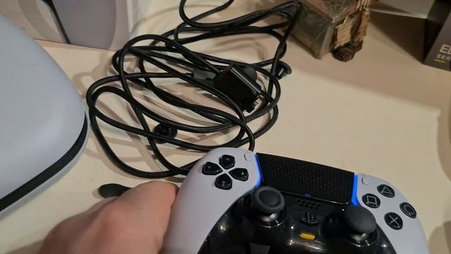 DualSense Edge PS5 Обзор и сравнения с другими геймпадами.