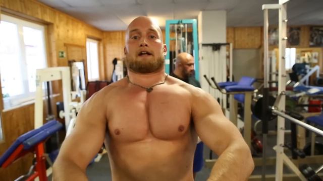 Brusttraining Pumping Ercan Demir und Karl Ess Teil 2 смотреть онлайн
