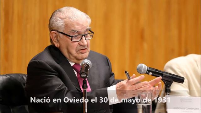 Antonio Gamoneda, Premio Cervantes invitado al Festival Internacional de Poesía de Granada смотреть онлайн