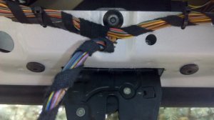 BMW X5 E53 ремонт замка багажника, видеоотчёт