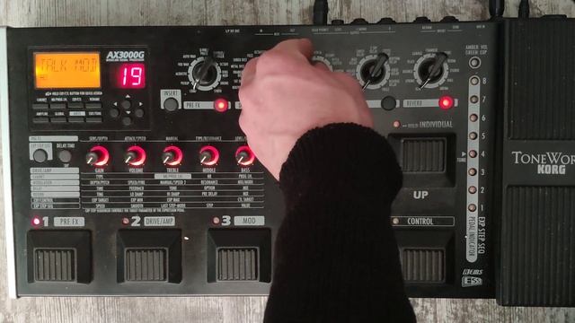 Гитарный процессор Korg AX3000G смотреть онлайн