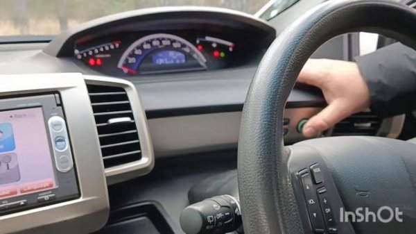 Honda Freed Spike 2015г, 4wd обзор