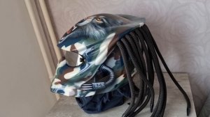 Обзор мотошлема Хищник от студии Nitrinos