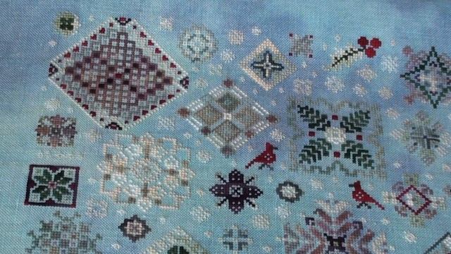 10. Готовая работа Winter Quakers by Rosewood Manor. СП Мечтая о сэмплере. смотреть онлайн