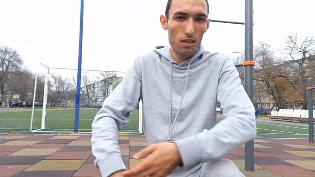 Челлендж от SJBody по отжиманиям на одной руке! смотреть онлайн