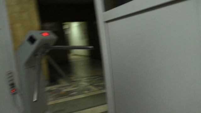 МЕНТЫ ПОТЕРЯЛИ ДОКУМЕНТЫ СТРОГОЙ ОТЧЁТНОСТИ / ОТВЕТСТВЕННЫЙ СБЕЖАЛ смотреть онлайн