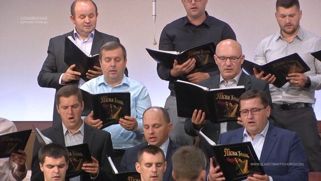 "Я знаю музыку в стране земной невзгоды" - Хор смотреть онлайн