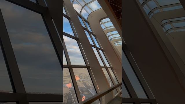 Baku airport. International terminal. Аэропорт в Баку Азербайджан смотреть онлайн