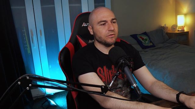 Use This Bot To Give Roles To People In Discord смотреть онлайн