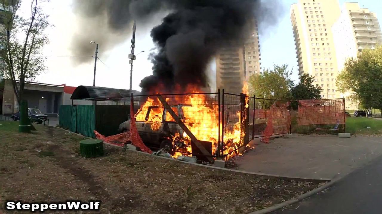 ЧП / Горит машина / Поджог / Взрыв / 01 / Пожарный расчёт / 07.09.2018 смотреть онлайн