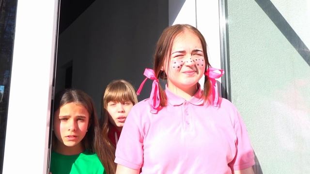 El primer amor del vampiro! ¿Quién se enamoró de Diana Crown por un vampiro? смотреть онлайн