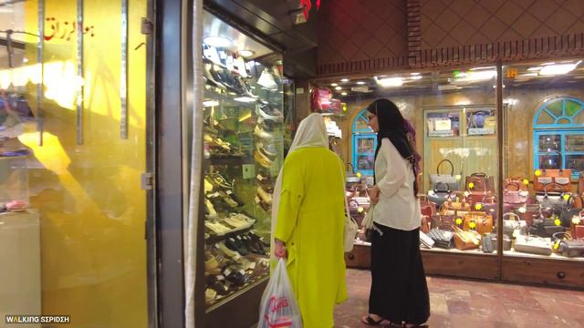 IRAN - Walking Tour on a Typical Day in Tehran - Daily life of Iranians - Iran walk 2022 смотреть онлайн