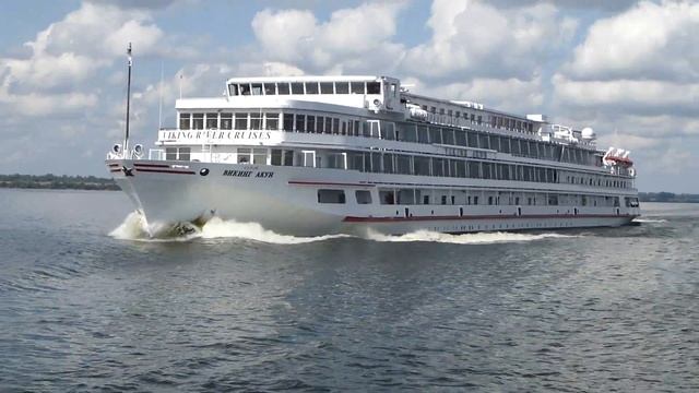 Викинг Акун и Лев Толстой