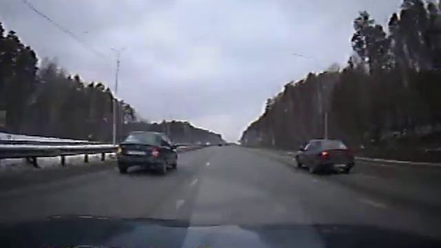 г.Екатеринбург.(Объездная дорога-Ново-Московский тракт в сторону Перми)-часть 2 смотреть онлайн