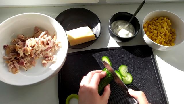 Салат из копченой курицы смотреть онлайн