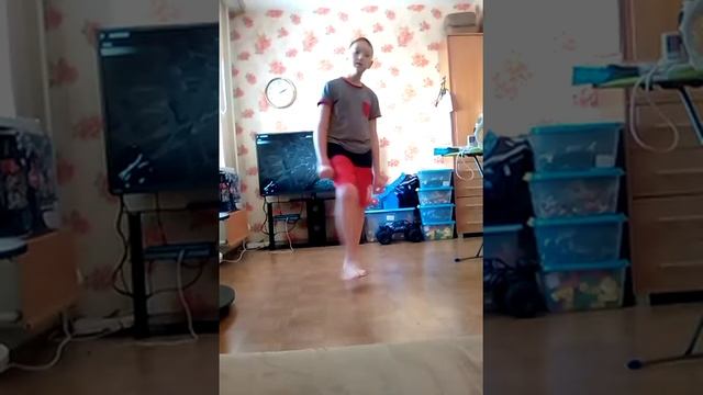 Мистор Кирилл делает Бёрпи челеч смотреть онлайн