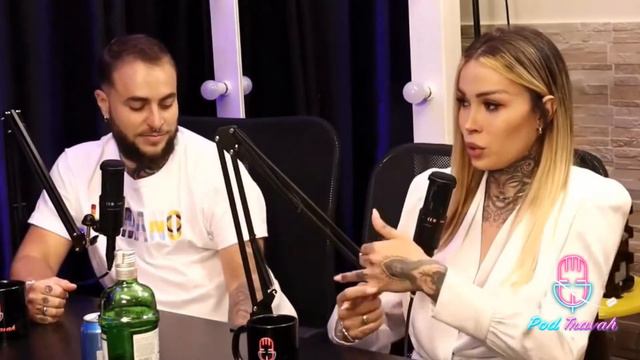 MEU P1NT0 É FEMININO - ROBERTO E ERIKA CASAL TRANSCENTRADO - CORTES PODTRAVAH (OFICIAL) смотреть онлайн