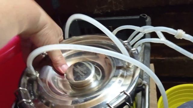 Появился запах в молоке... смотреть онлайн