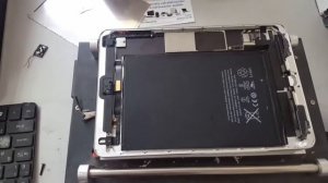 Замена аккумулятора iPad