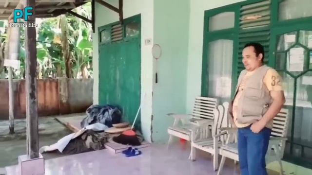 DEMI BAYAR UTANG AKU DIGAGAH TETANGGA! | film pendek kisah kehidupan смотреть онлайн