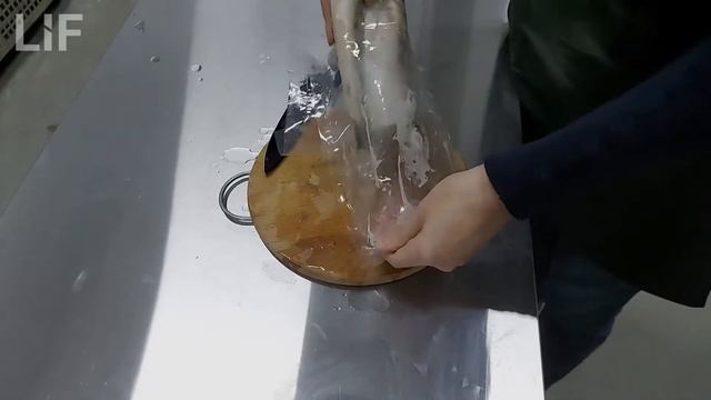 Заморозка минтая в жидкости смотреть онлайн