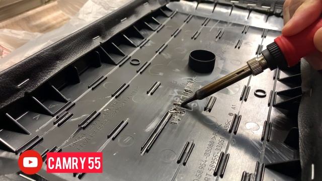 Трещина в подлокотнике. Ремонтируем подлокотник CAMRY 50/55. смотреть онлайн