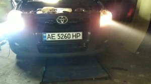 Toyota auris (тоёта аурис)2008г.в,замена ламп галоген,на ксеноновый(fantom),линзы,ксенон5000К,.H11