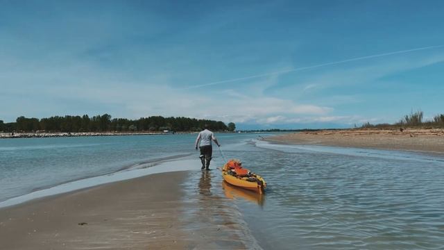 Caorle beach 2021 | travel vlog | spring 2021 | Caorle Italy смотреть онлайн