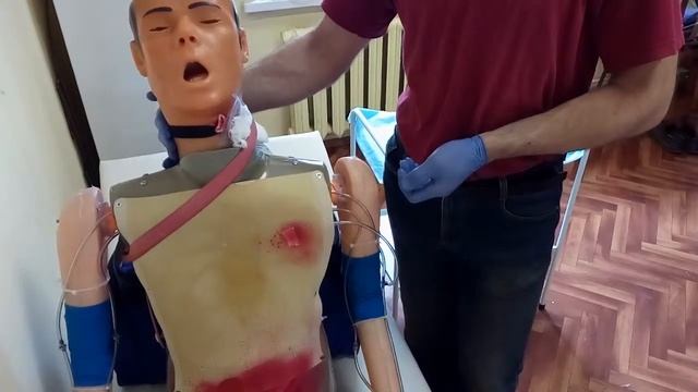 Открытое повреждение сосудов шеи смотреть онлайн