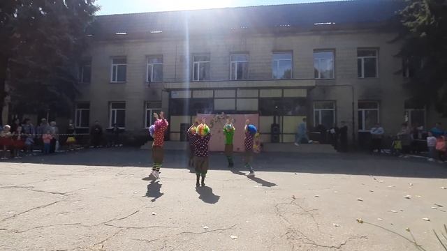 Фантазия. Танец Клоуны. Открытие сезона 2021-2022г. смотреть онлайн