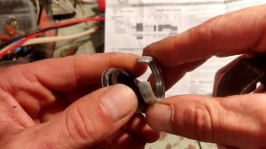 Жизнь заставила. Сам себе сантехник или как соединить стальную и ПНД трубы без резьбы и сварки.