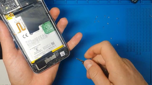 Разбор Realme Q3s