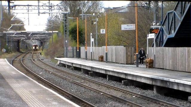 West Midlands Railway Class 730 730002 at Bloxwich and Rugeley Town смотреть онлайн