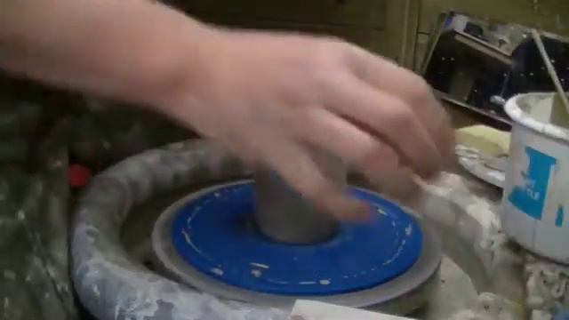 Pottery make from start to finish. A simple lidded jar. смотреть онлайн