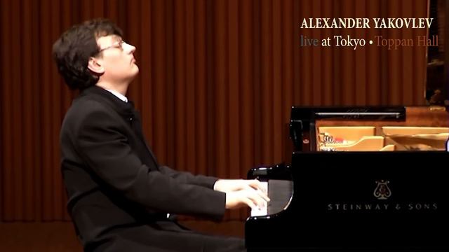Mozart - Piano Sonata No.7 in C major, K.309 / Alexander Yakovlev (piano) смотреть онлайн