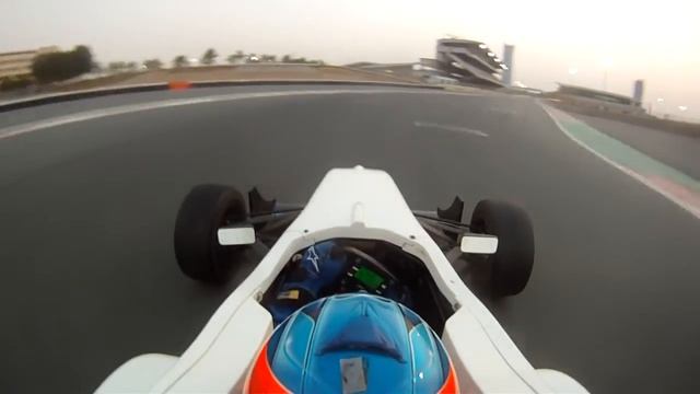 Test FG1000 - Dubai Autodrome - Club Circuit Configuration смотреть онлайн