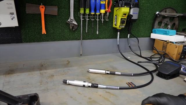 Best Dremel Tool: RYOBI or DREMEL? RYOBI PBLRT01 HP 18V Rotary Tool Station Review смотреть онлайн