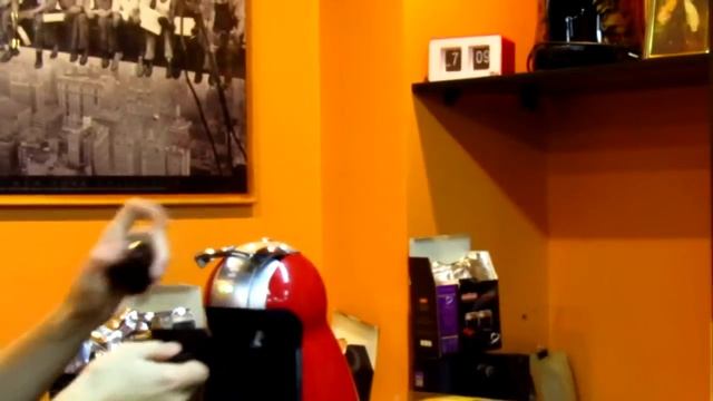 Готовим эспрессо из капсулы Di Maestri, совместимой с кофемашинами Dolce Gusto смотреть онлайн