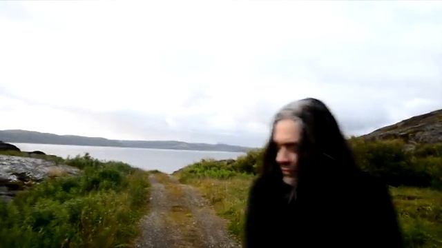 Roll Romance - По следам старика смотреть онлайн