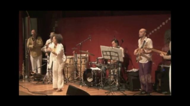 Adma Newport Samba de roda смотреть онлайн