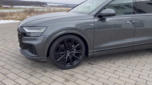 Audi Q8 Quattro смотреть онлайн