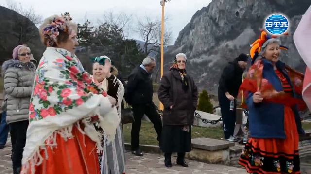 Руската общност във Враца отпразнува Масленица смотреть онлайн