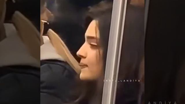 Самая милая девушка!!!/ красивый взгляд/ раслабляющая видео смотреть онлайн