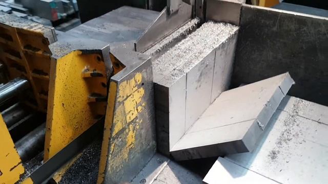 240 off - D2 Tool Steel смотреть онлайн