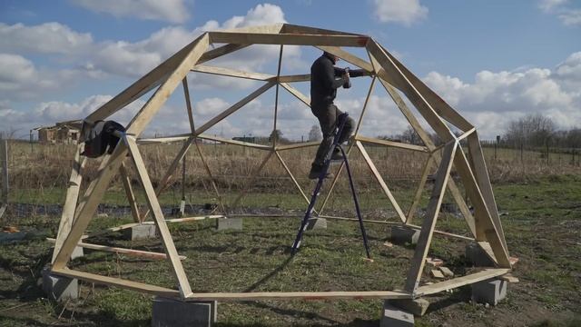 Купольная теплица своими руками. А нужна ли такая вам ? смотреть онлайн