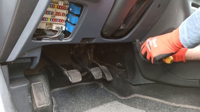 Encontramos la Smart Entrance Control Unit ( SECU para los amigos ) Centralita inmovilizador y mas смотреть онлайн