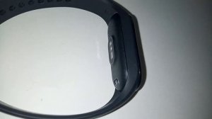 Как снять и одеть ремешок Xiaomi Mi Band 7?